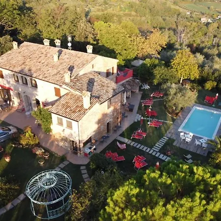 Corte Decia Oda ve Kahvaltı 4*