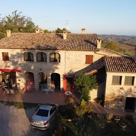 Corte Decia Bed & Breakfast Saludecio